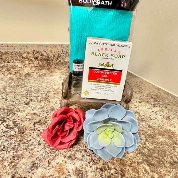 Holistic Velvet Rose Care Bundle - Picture 2 of 9